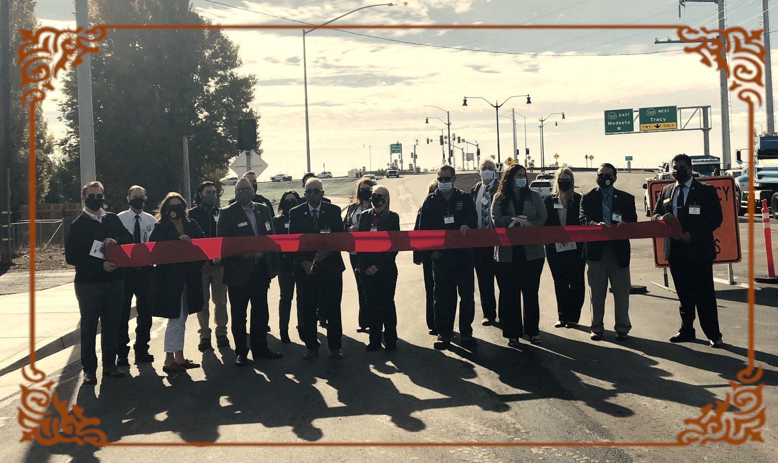 VintageRibbon Cutting Diamond 1